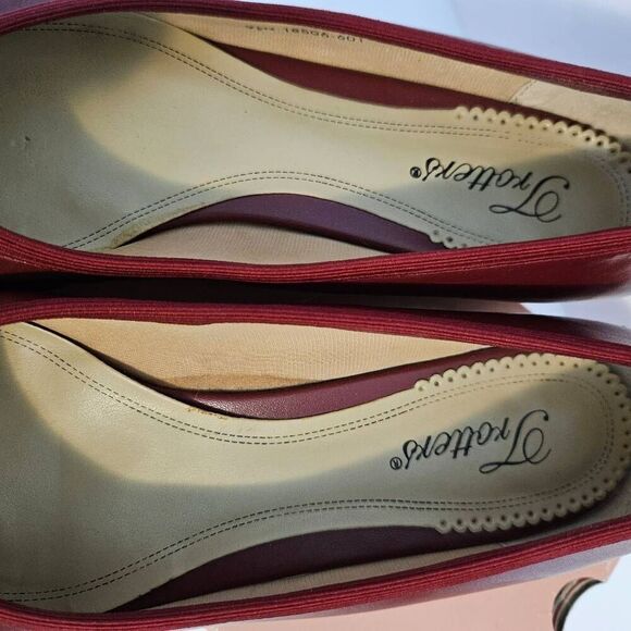 Trotters Nora dark red leather slip on flats. Size 9.5 N. - Picture 5 of 7